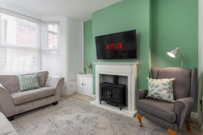 St Davids House - Air Host & Stay - 4 Bedrooms
